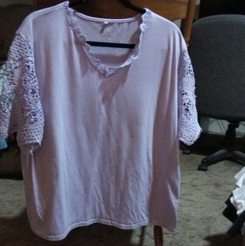Lavender Lace Sleeve Women's Top XXL V-neck